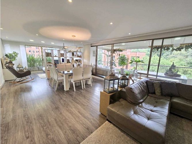 Apartamento de 3 alcobas en venta en Transversal Superior, Medellín, 316 m² · foto 3 de 24
