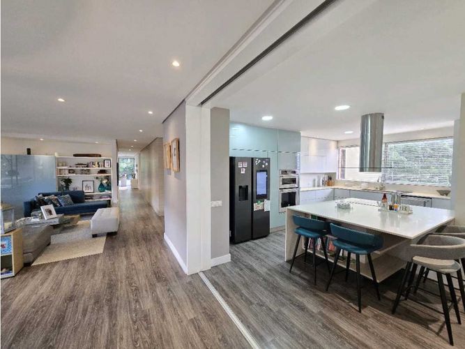 Apartamento de 3 alcobas en venta en Transversal Superior, Medellín, 316 m² · foto 8 de 24
