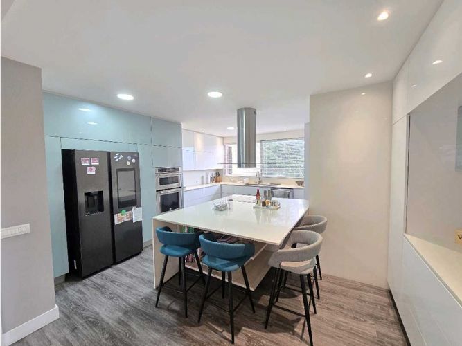 Apartamento de 3 alcobas en venta en Transversal Superior, Medellín, 316 m² · foto 12 de 24