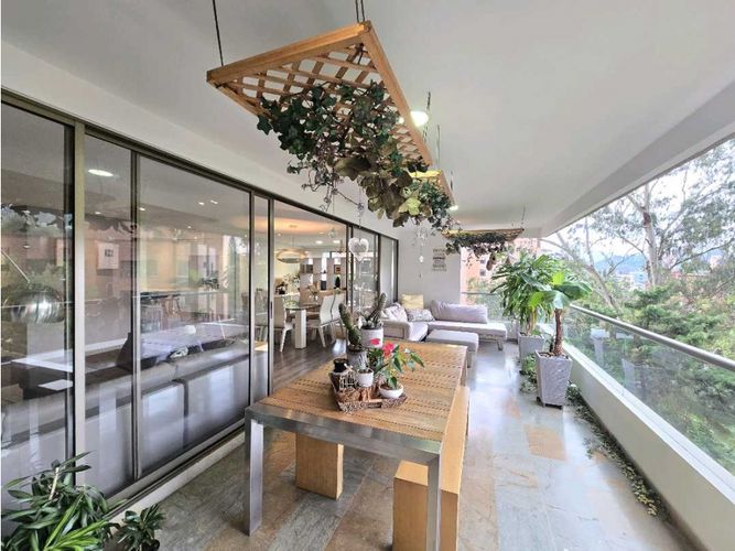 Apartamento de 3 alcobas en venta en Transversal Superior, Medellín, 316 m² · foto 13 de 24