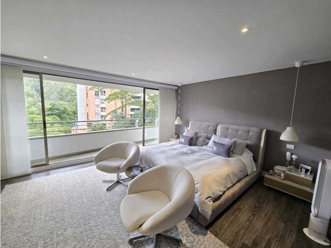 Apartamento de 3 alcobas en venta en Transversal Superior, Medellín, 316 m² · foto 19 de 24