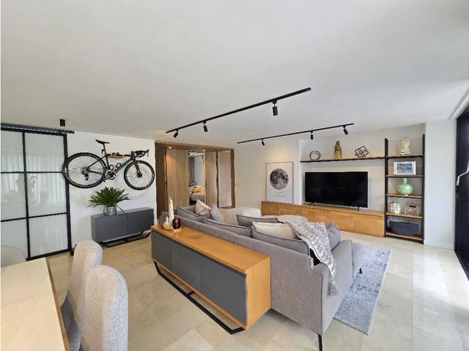 Apartamento de 2 alcobas en venta en El Campestre, Medellín, 135 m² · foto 2 de 24