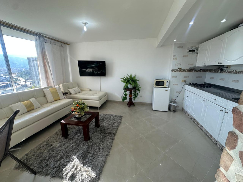 Apartamento en arriendo en Las Palmas, Medellín · foto 3 de 10