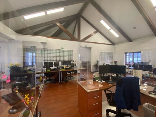 Casa de 10 alcobas en arriendo en El Nogal, Bogotá, 418 m² · foto 3 de 22