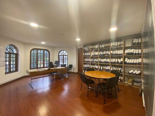 Casa de 10 alcobas en arriendo en El Nogal, Bogotá, 418 m² · foto 10 de 22