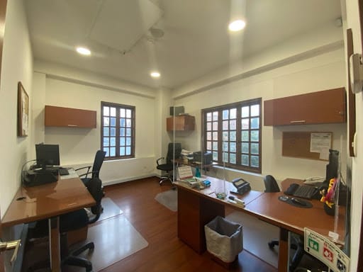 Casa de 10 alcobas en arriendo en El Nogal, Bogotá, 418 m² · foto 12 de 22