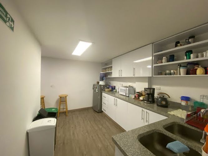 Casa de 10 alcobas en arriendo en El Nogal, Bogotá, 418 m² · foto 15 de 22