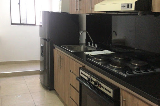 Apartamento en arriendo en Santa Barbara, Bogotá · foto 4 de 18