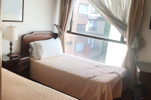Apartamento en arriendo en Santa Barbara, Bogotá · foto 8 de 18