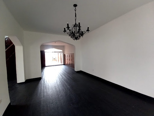 Casa en arriendo en Marly, Bogotá · foto 2 de 22