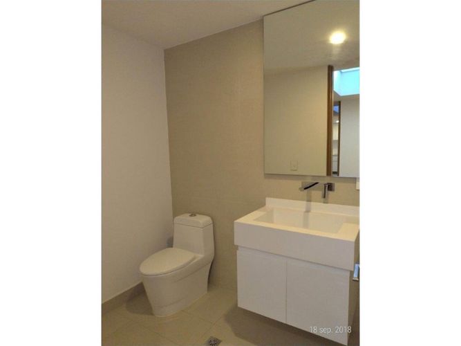 Apartamento de 3 alcobas en venta en Cerros De Suba, Bogotá, 255 m² · foto 6 de 24