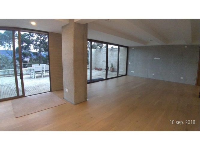 Apartamento de 3 alcobas en venta en Cerros De Suba, Bogotá, 255 m² · foto 7 de 24