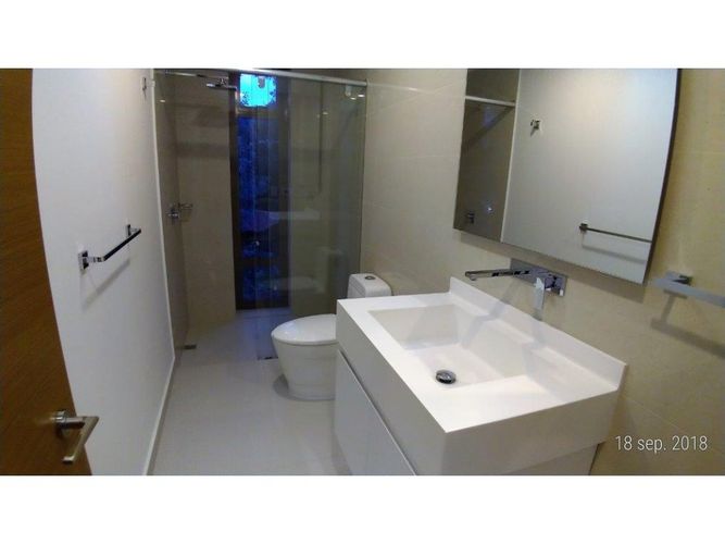 Apartamento de 3 alcobas en venta en Cerros De Suba, Bogotá, 255 m² · foto 13 de 24