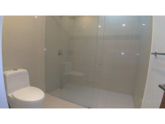 Apartamento de 3 alcobas en venta en Cerros De Suba, Bogotá, 255 m² · foto 17 de 24