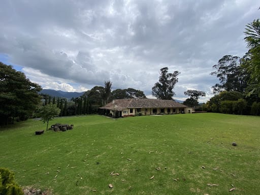 Casa de 10 alcobas en arriendo en Paso Real, La Calera, 1000 m² · foto 16 de 23