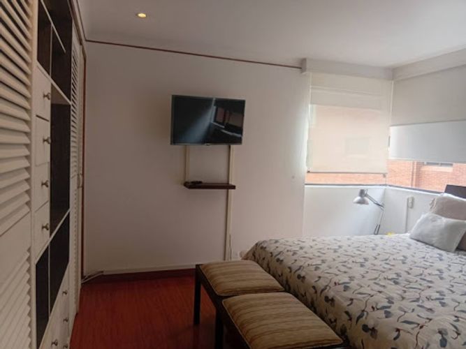 Apartamento de 3 alcobas en arriendo en La Cabrera, Bogotá, 120 m² · foto 7 de 8