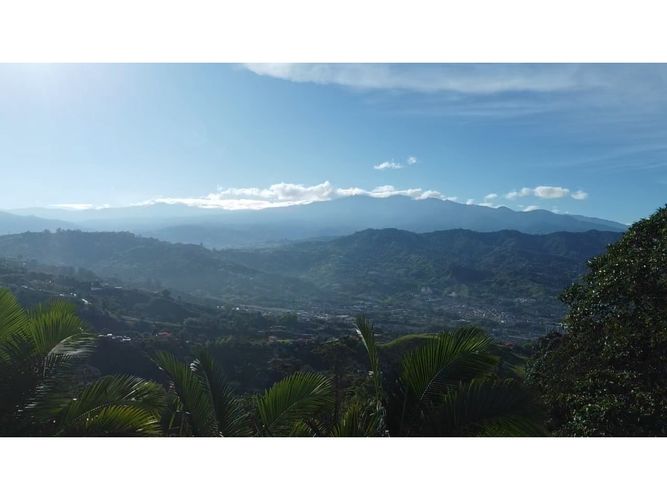 Finca en venta en La Cima, Dosquebradas, 210 m² · foto 8 de 24