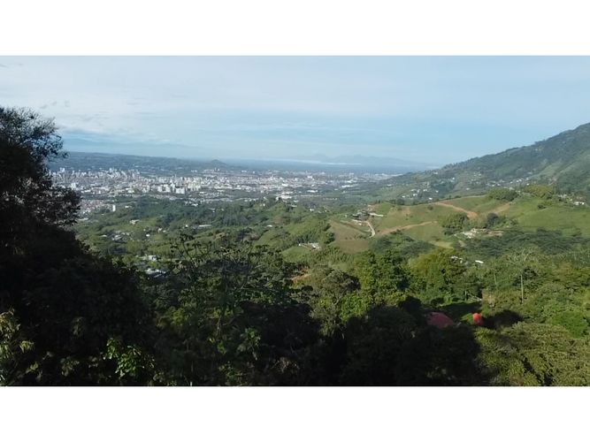 Finca en venta en La Cima, Dosquebradas, 210 m² · foto 13 de 24