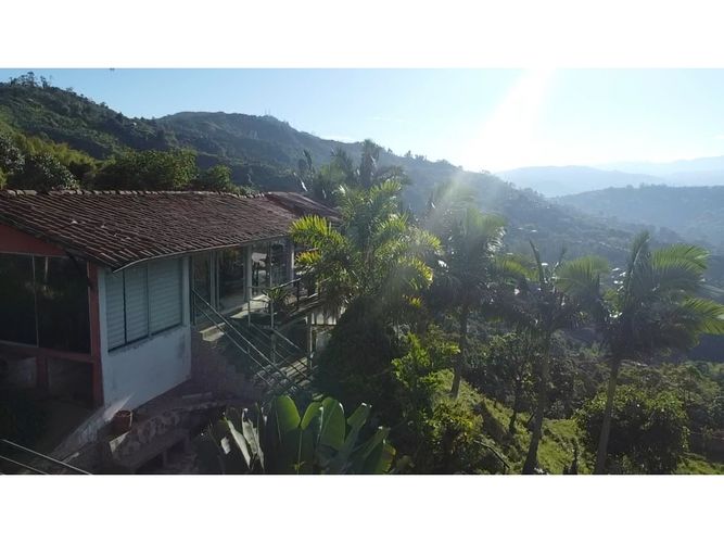 Finca en venta en La Cima, Dosquebradas, 210 m² · foto 16 de 24