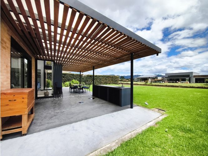 Casa de 4 alcobas en venta en San Jacinto, Chía, 382 m² · foto 13 de 24