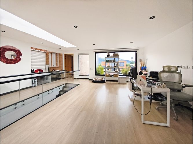 Casa de 4 alcobas en venta en San Jacinto, Chía, 382 m² · foto 14 de 24