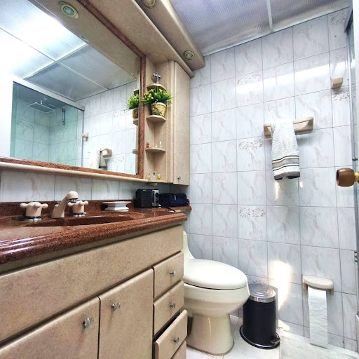 Casa en venta en Alhambra, Bogotá · foto 10 de 19