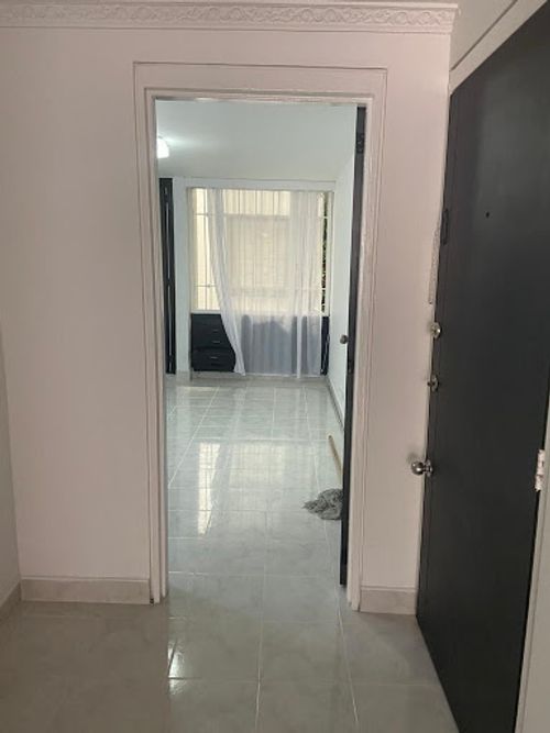 Apartaestudio en venta en Lago Gaitan, Bogotá, 46 m² · foto 5 de 13