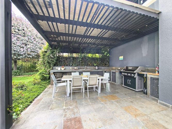Casa de 4 alcobas en venta en Meusa, Sopó, 261 m² · foto 11 de 24