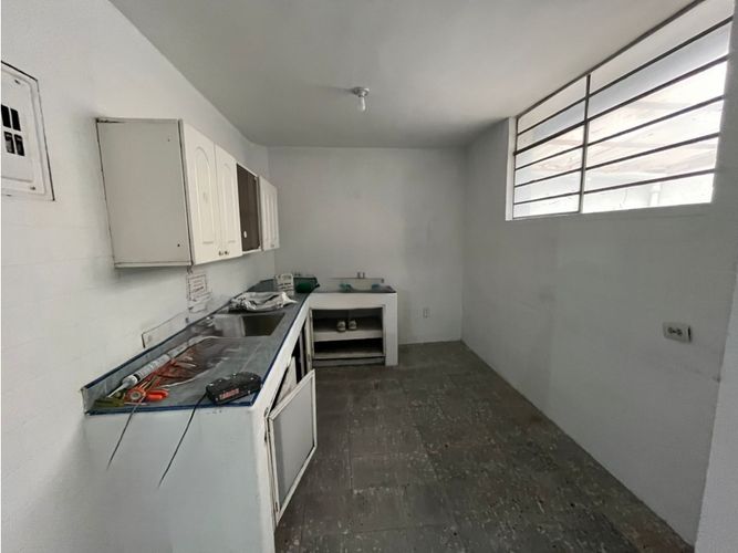 Local en arriendo en Uribe Angel, Envigado, 220 m² · foto 5 de 22