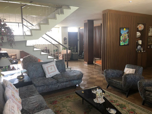 Casa en venta en La Castellana, Bogotá · foto 2 de 24