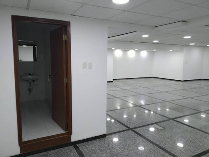 Local en arriendo en Pampa Linda, Cali, 256 m² · foto 8 de 13