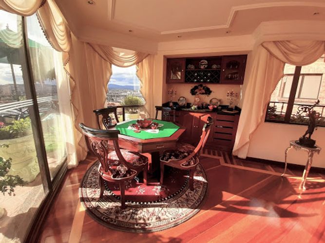 Apartamento de 3 alcobas en venta en Bosque De Pinos, Bogotá, 307 m² · foto 5 de 24