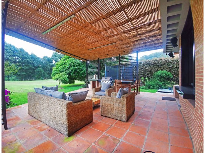 Casa de 4 alcobas en venta en Aposentos, Sopó, 490 m² · foto 10 de 24