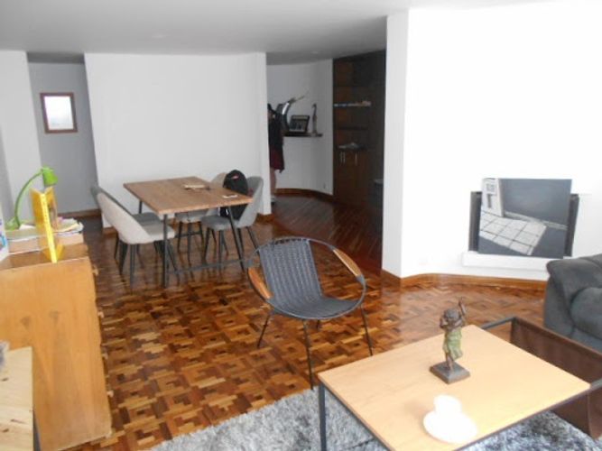 Apartamento en venta en Chico, Bogotá · foto 2 de 17