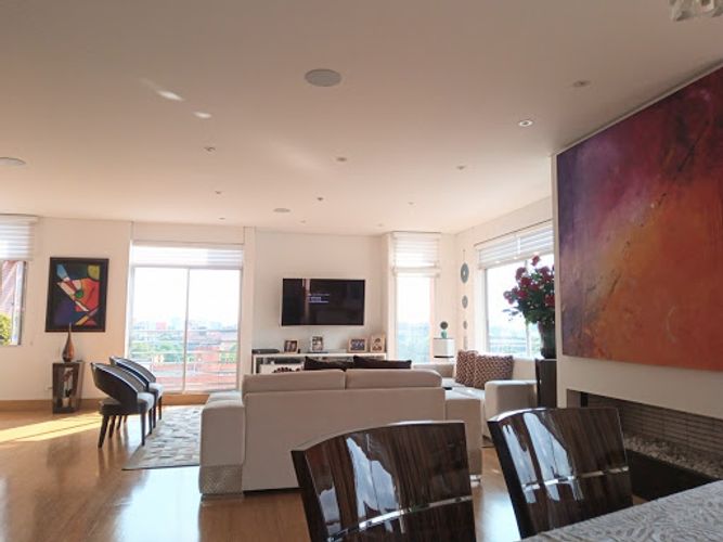 Apartamento en venta en Chico Norte, Bogotá · foto 3 de 24