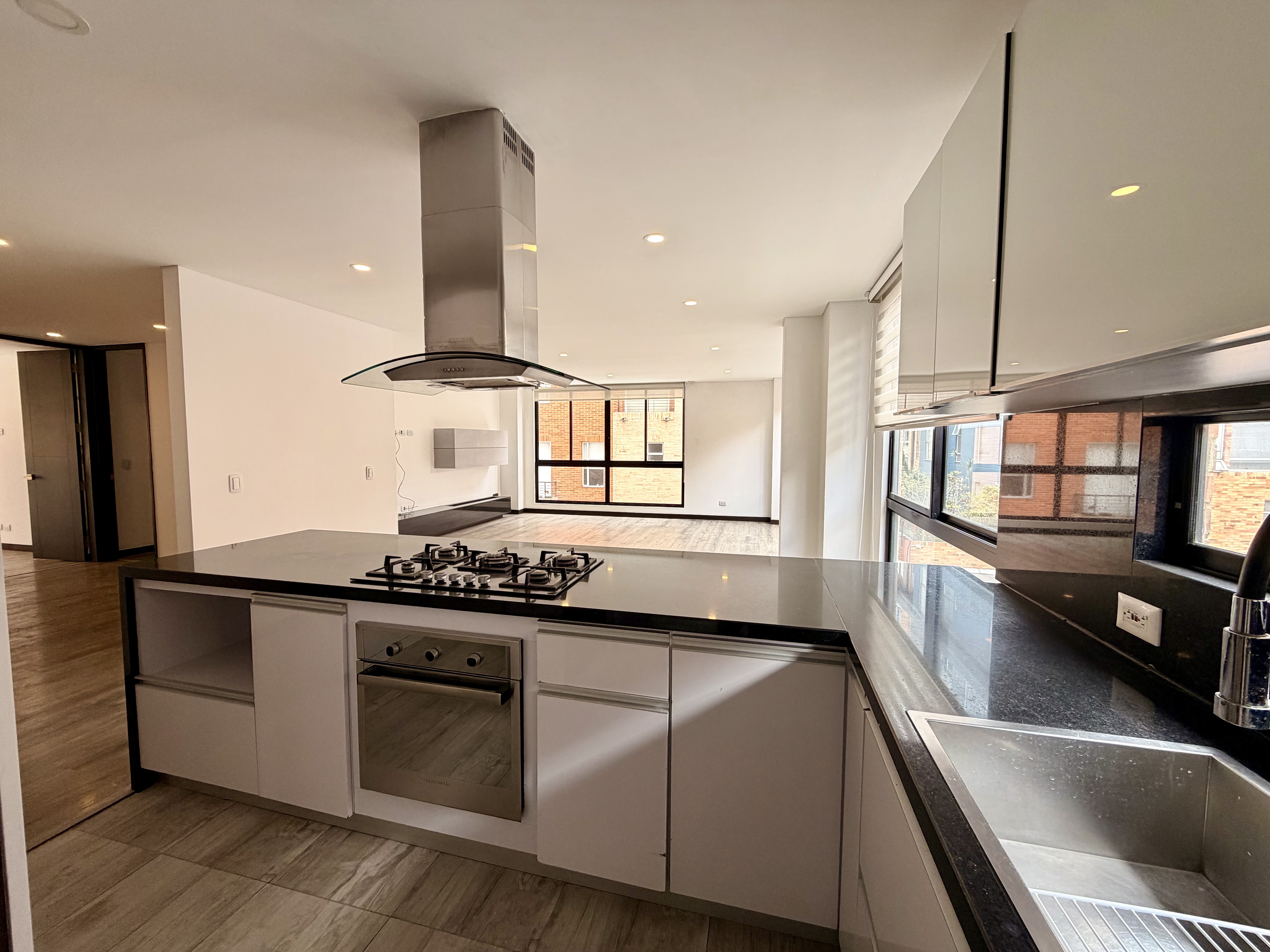 Apartamento en venta en Chicó Navarra, Bogotá · foto 6 de 20