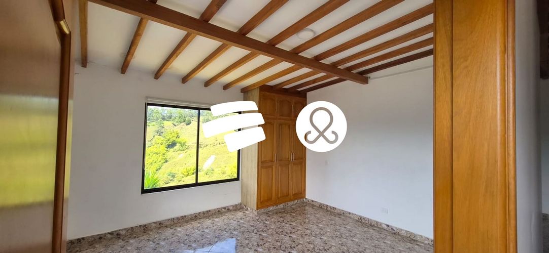 Casa de 4 alcobas en venta en Laureles, Medellín, 750 m² · foto 9 de 24