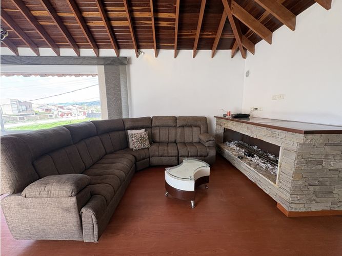 Casa de 3 alcobas en venta en Capellania, Cajicá, 320 m² · foto 3 de 24