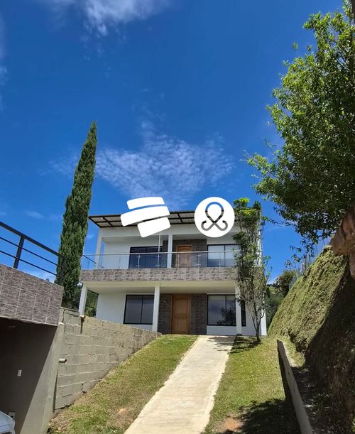 Casa de 4 alcobas en venta en Laureles, Medellín, 750 m² · foto 23 de 24