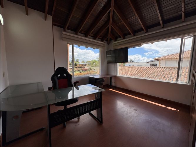 Casa de 3 alcobas en venta en Capellania, Cajicá, 320 m² · foto 18 de 24