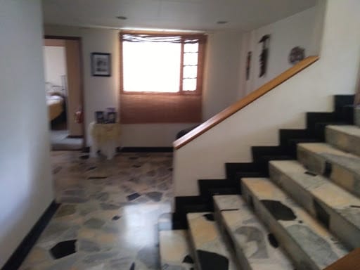 Casa de 4 alcobas en venta en Cedro Golf, Bogotá, 293 m² · foto 3 de 21