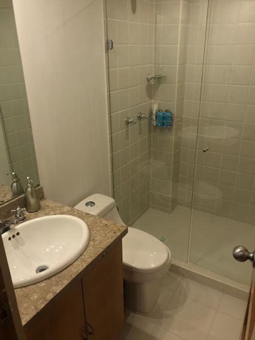 Apartamento de 3 alcobas en venta en Castilla, Bogotá, 219 m² · foto 9 de 24