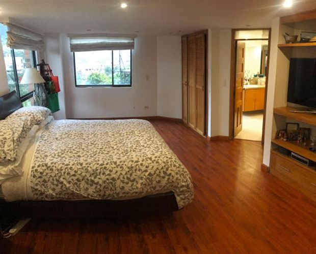 Apartamento de 3 alcobas en venta en Castilla, Bogotá, 219 m² · foto 12 de 24