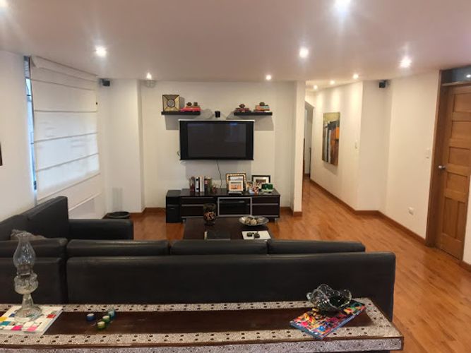 Apartamento de 3 alcobas en venta en Castilla, Bogotá, 219 m² · foto 17 de 24