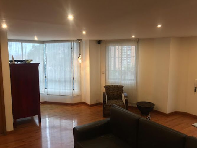 Apartamento de 3 alcobas en venta en Castilla, Bogotá, 219 m² · foto 21 de 24