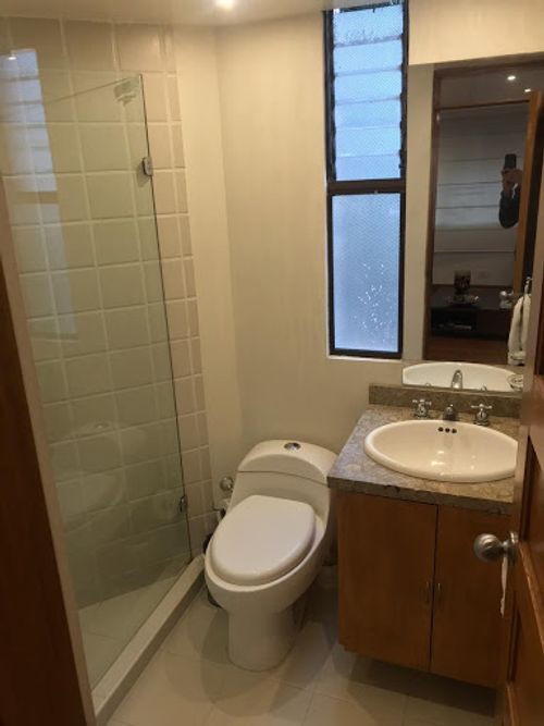 Apartamento de 3 alcobas en venta en Castilla, Bogotá, 219 m² · foto 22 de 24