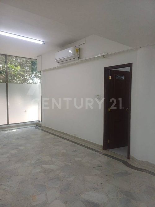 Local en arriendo en Santa Monica, Cali, 300 m² · foto 8 de 20