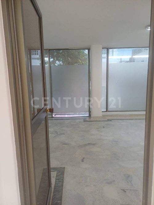 Local en arriendo en Santa Monica, Cali, 300 m² · foto 11 de 20