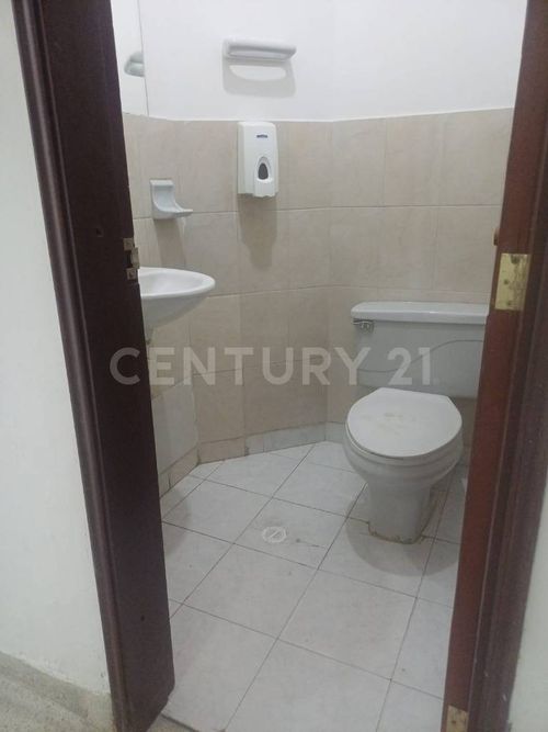 Local en arriendo en Santa Monica, Cali, 300 m² · foto 17 de 20