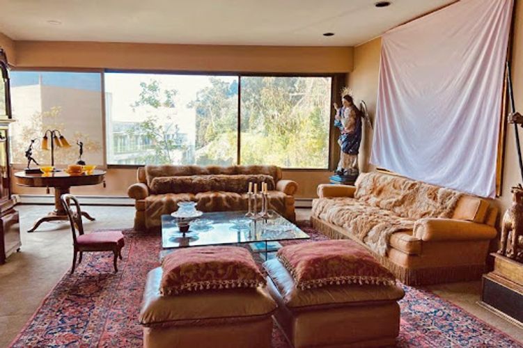 Apartamento de 2 alcobas en venta en Los Rosales, Bogotá, 304 m² · foto 3 de 22